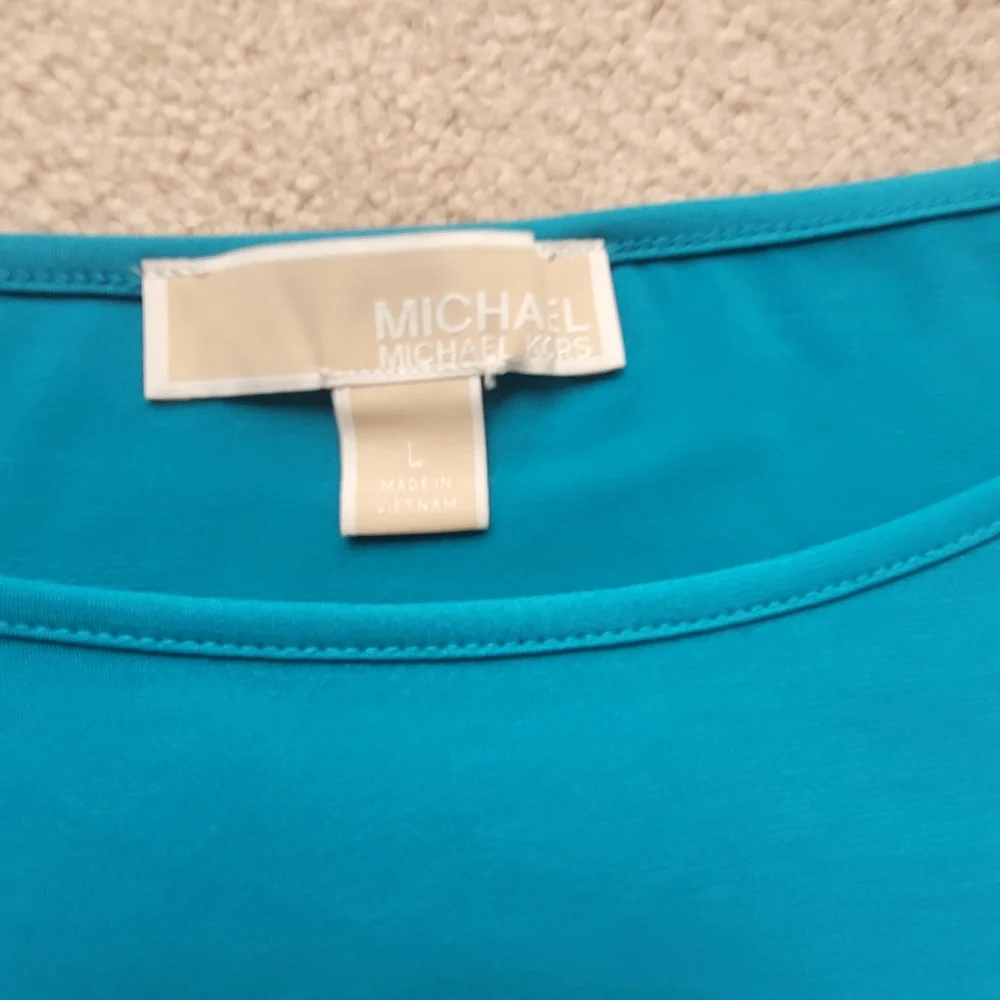 Like New Michael Kors Aqua Blue Short Sleeve Relaxed Blouse - Size L